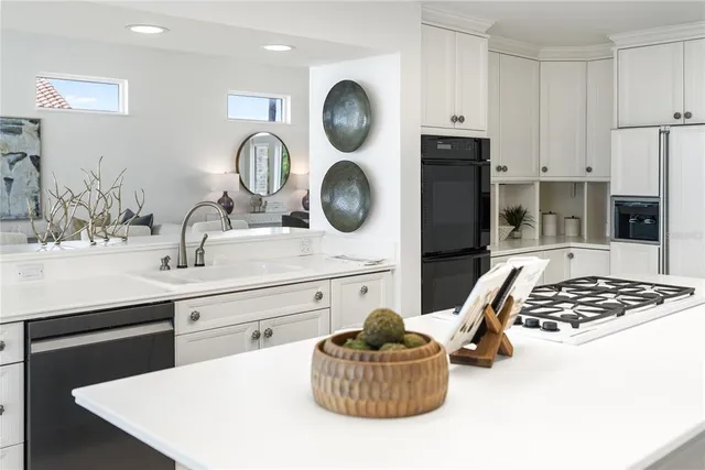 $4,495,000 | 709 Key Royale Drive, Holmes Beach, FL 34217