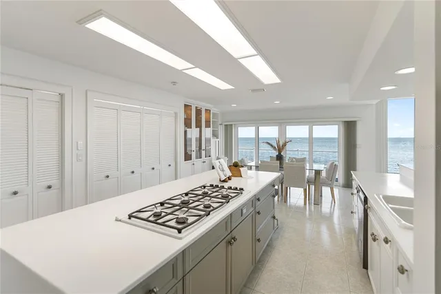 $4,495,000 | 709 Key Royale Drive, Holmes Beach, FL 34217