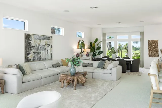 $4,495,000 | 709 Key Royale Drive, Holmes Beach, FL 34217
