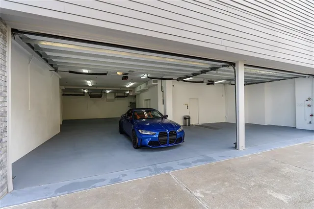 $4,495,000 | 709 Key Royale Drive, Holmes Beach, FL 34217