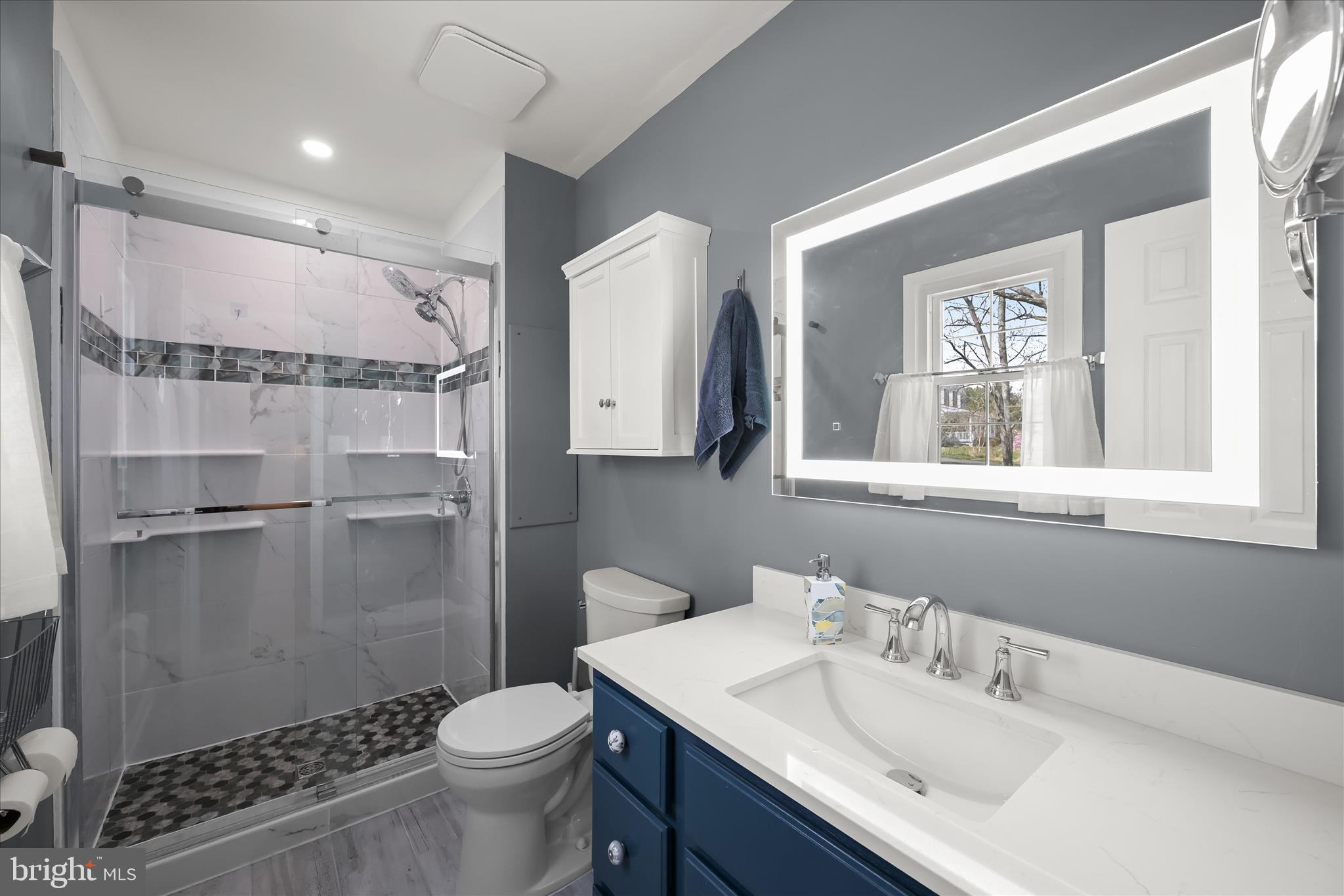 14821 Ridge Oak Drive Boyds, MD 20841 - Photo 26 of 50 primary en suite bathroom