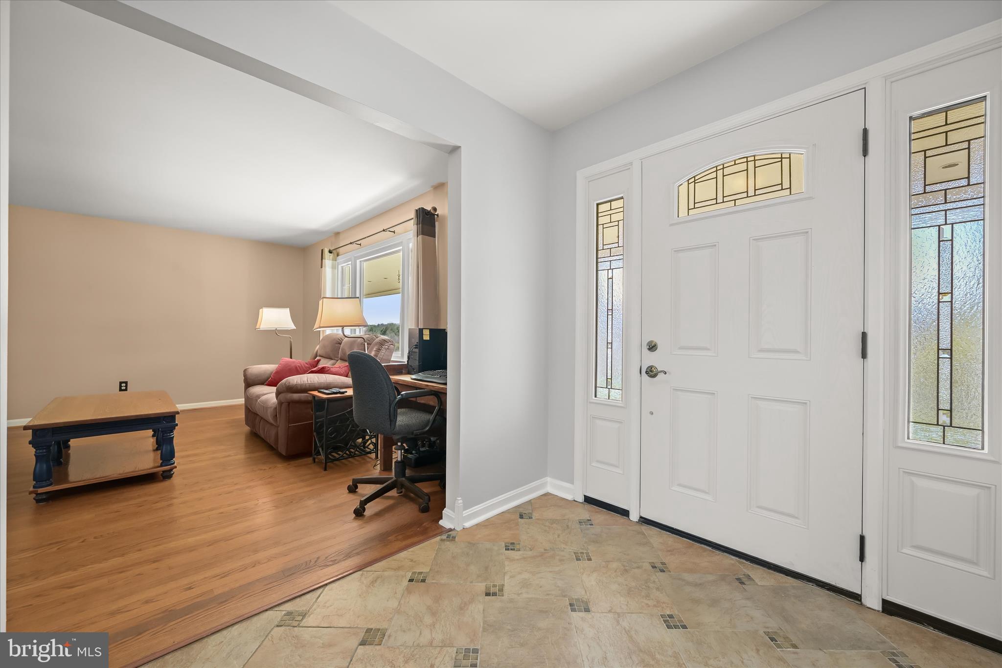 14821 Ridge Oak Drive Boyds, MD 20841 - Photo 8 of 50 foyer & living room