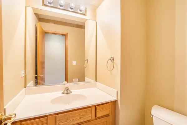 $2,749 | 2760 Packford Lane, Aurora, IL 60502