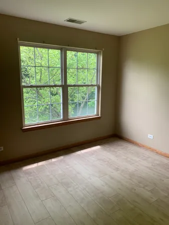 $2,749 | 2760 Packford Lane, Aurora, IL 60502