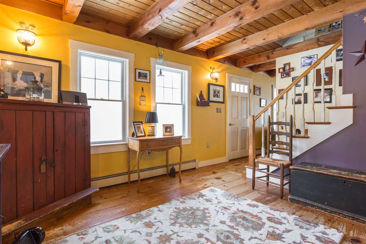 213 New Road Newmarket, NH 03857 - Photo 13 of 37