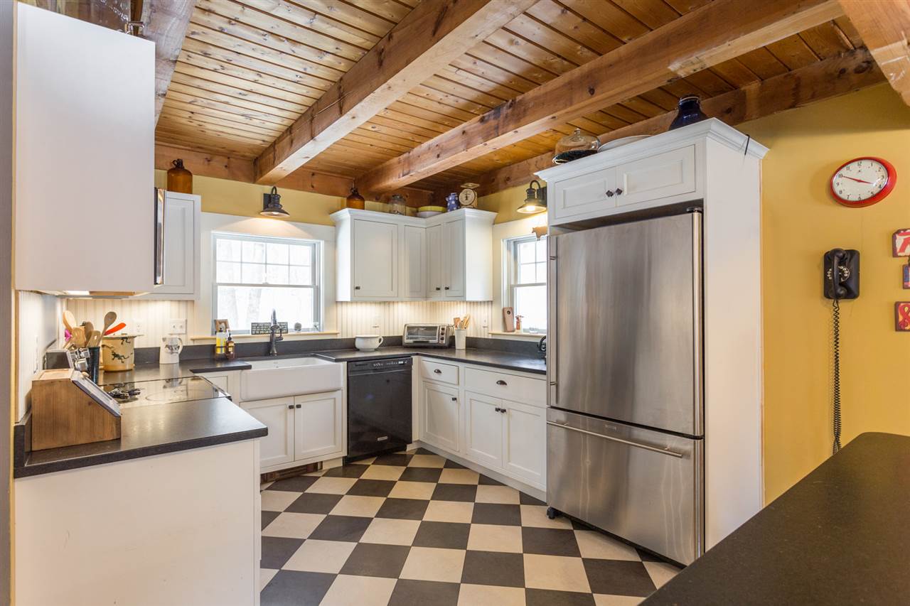 213 New Road Newmarket, NH 03857 - Photo 7 of 37