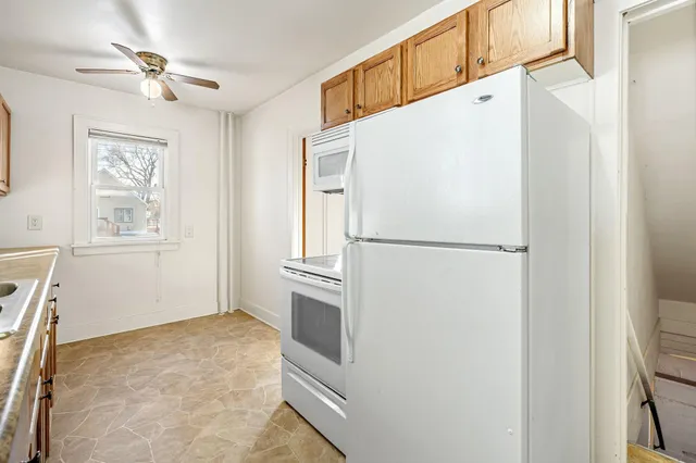 $229,900 | 907 8th Street Southeast, Austin, MN 55912