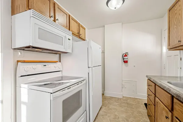 $229,900 | 907 8th Street Southeast, Austin, MN 55912