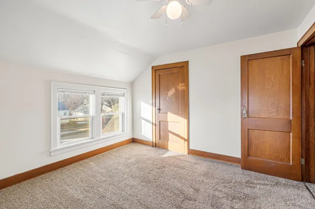 $229,900 | 907 8th Street Southeast, Austin, MN 55912