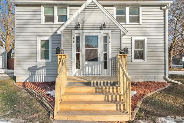 $229,900 | 907 8th Street Southeast, Austin, MN 55912