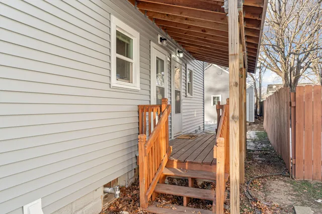 $229,900 | 907 8th Street Southeast, Austin, MN 55912