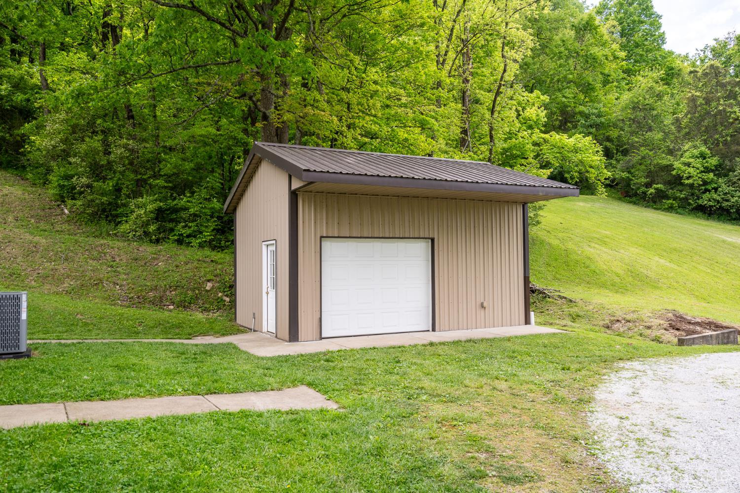 8305 Brooks Road Harrison, OH 45030 - Photo 15 of 80