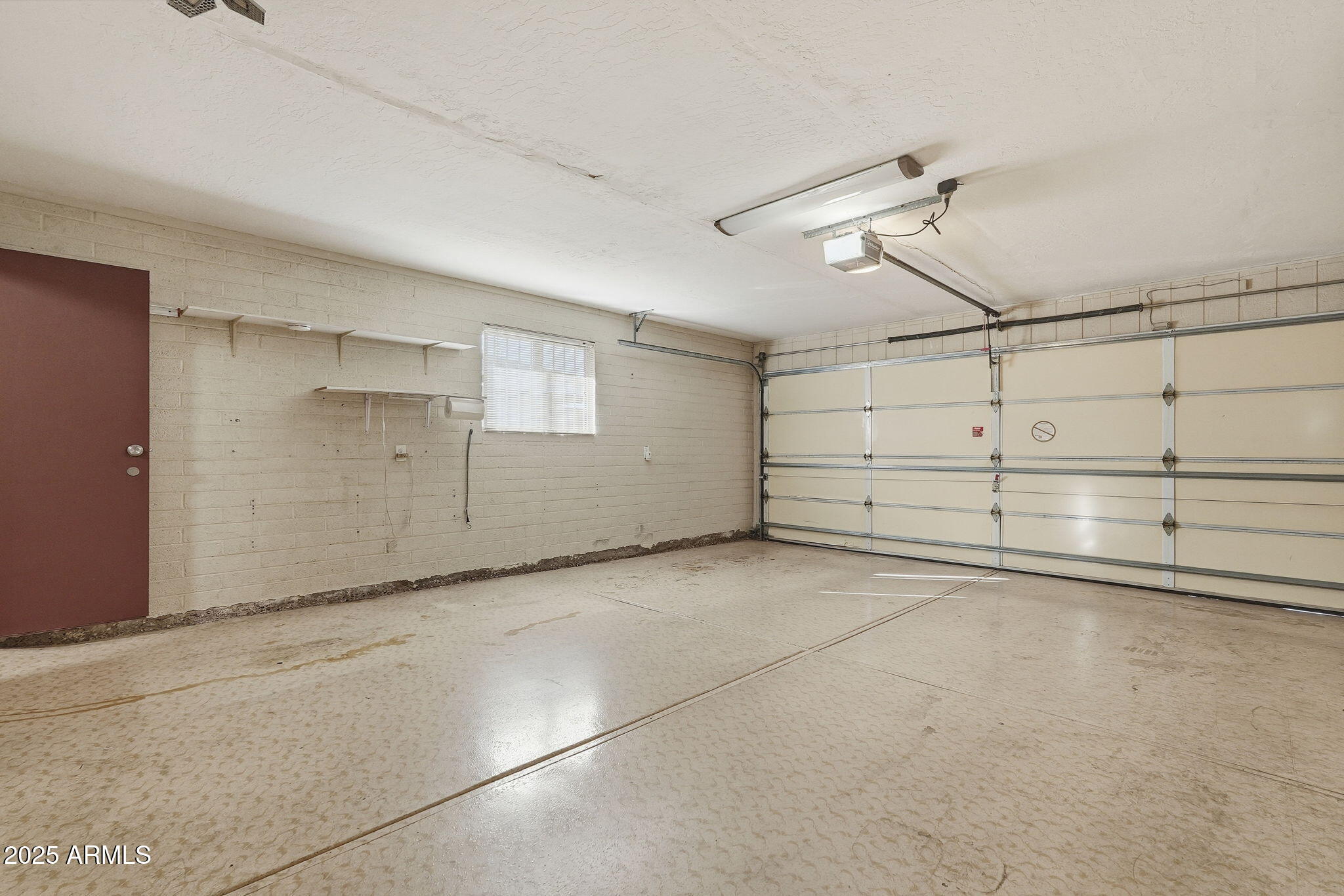 423 South Racine Mesa, AZ 85206 - Photo 30 of 37 Racine - garage