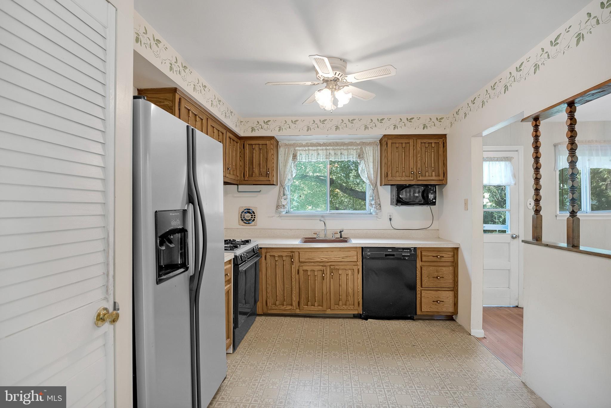 1637 White Oak Road Williamstown, NJ 08094 - Photo 10 of 30 Gallery Image 10