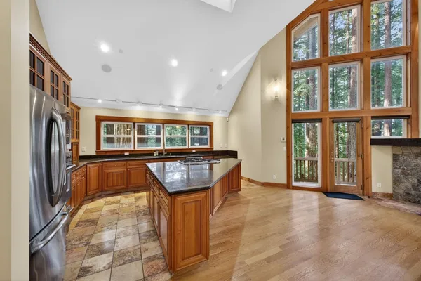 $2,888,000 | Skyline Boulevard, Woodside, CA 94062
