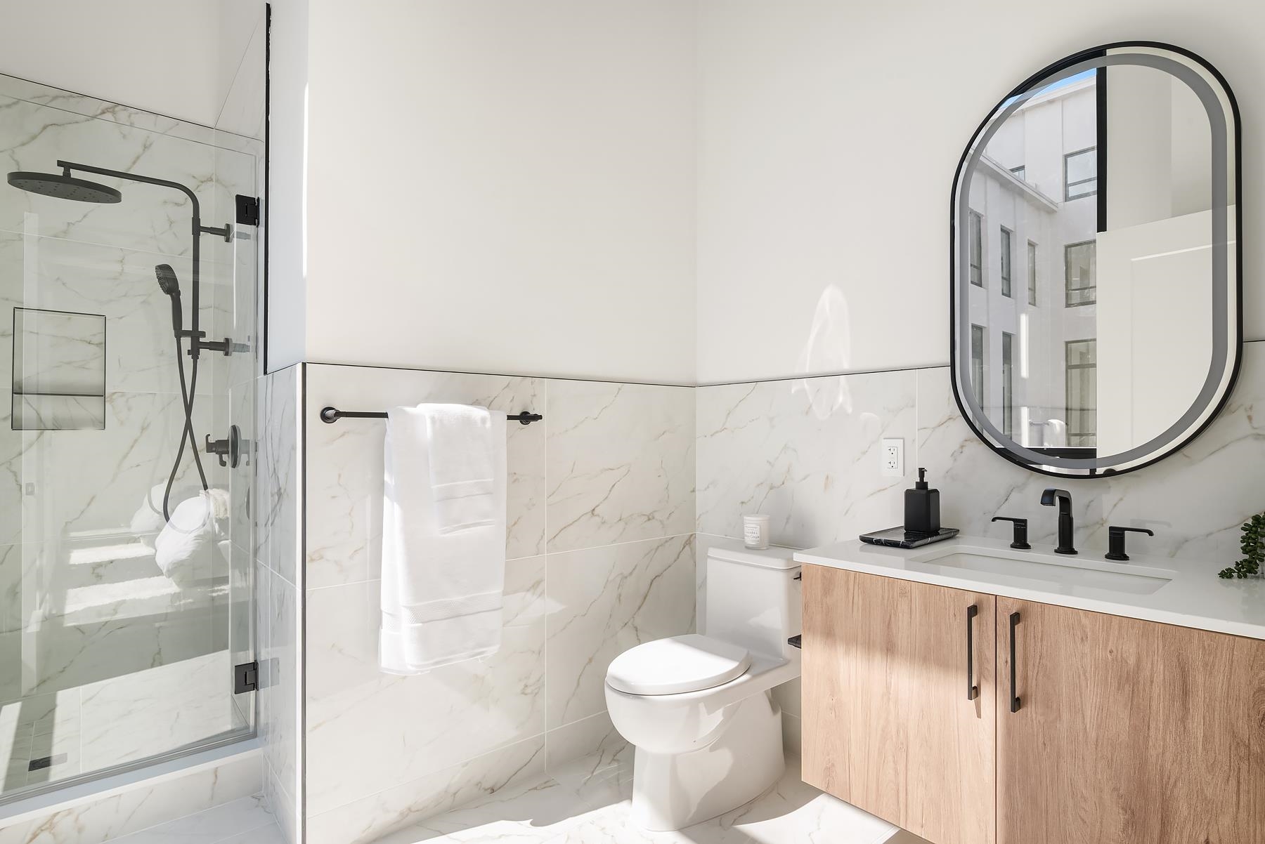 38 Jackson Street, Unit 715 Hoboken, NJ 07030 - Photo 4 of 18