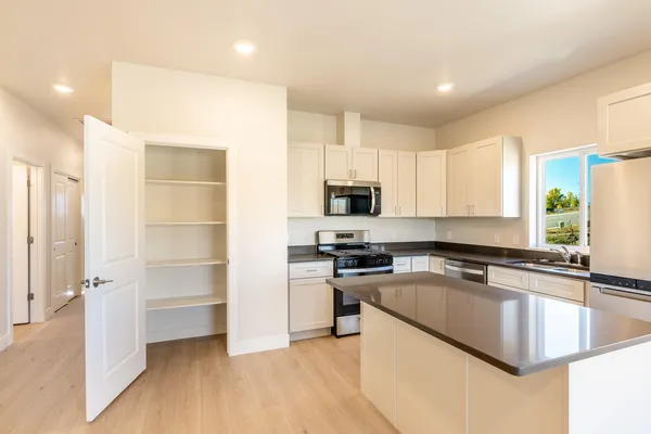 $394,000 | 2984 Pine Hills Drive, Sheridan, WY 82801