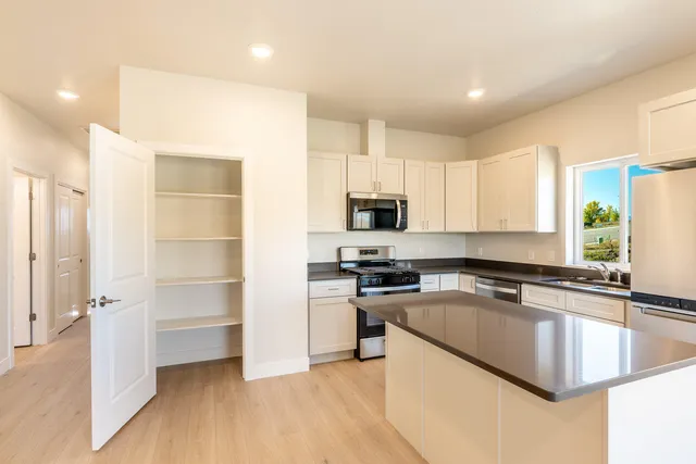 $399,000 | 2984 Pine Hills Drive, Sheridan, WY 82801