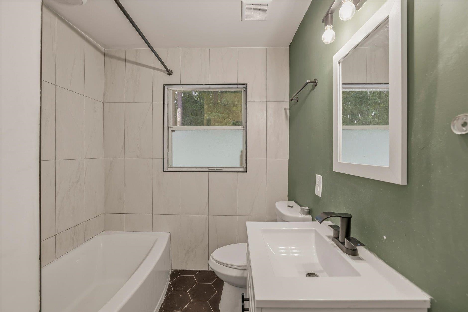 2007 Rosedale Drive Tallahassee, FL 32303 - Photo 1 of 44