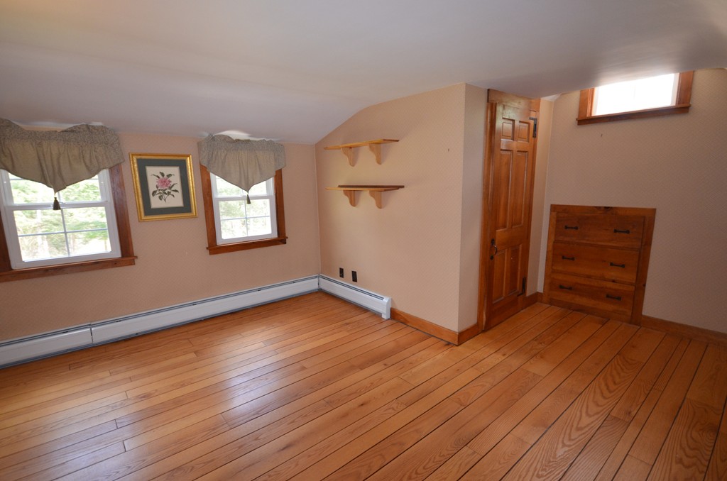 5 Amherst Road Leverett, MA 01054 - Photo 13 of 19
