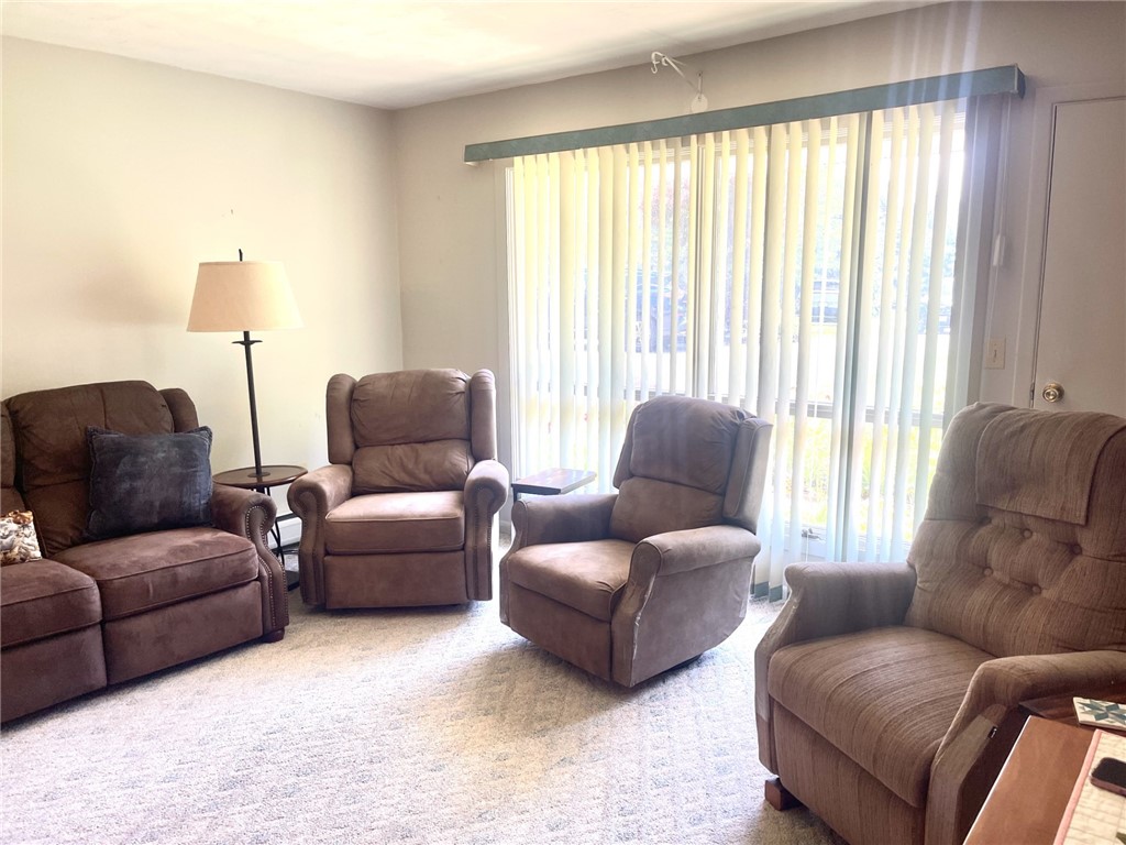 2163 Lake Road Ontario, NY 14519 - Photo 10 of 17