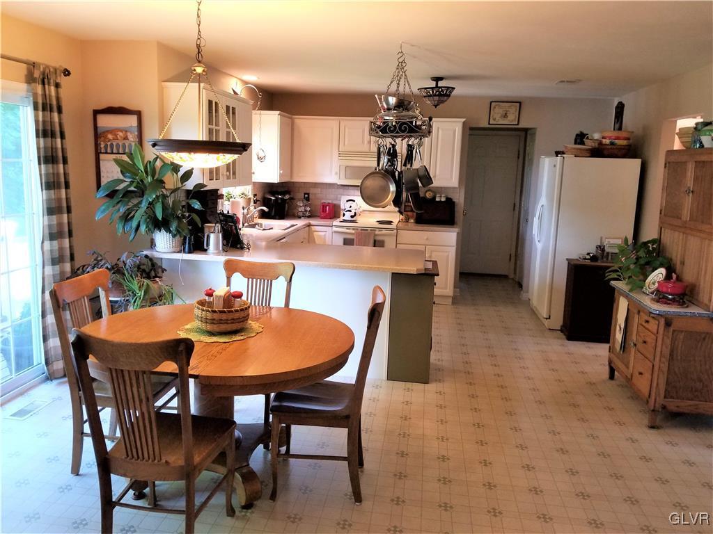 9300 Red Road Kempton, PA 19529 - Photo 5 of 24 Gallery Image 5