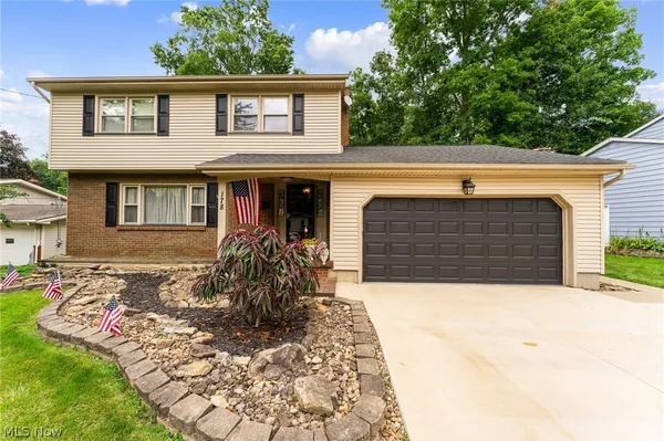 $299,000 | 178 Shorehaven Drive, Youngstown, OH 44512