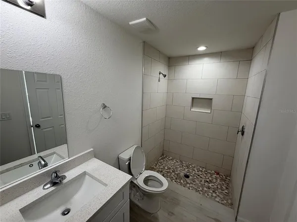 $1,950 | 1609 Glenan Road, North Port, FL 34288