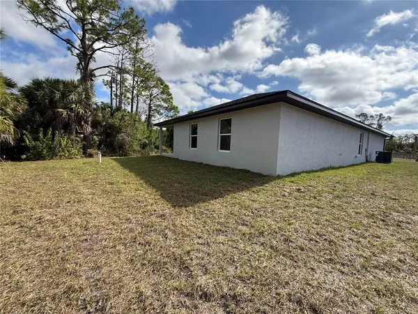 $1,950 | 1609 Glenan Road, North Port, FL 34288
