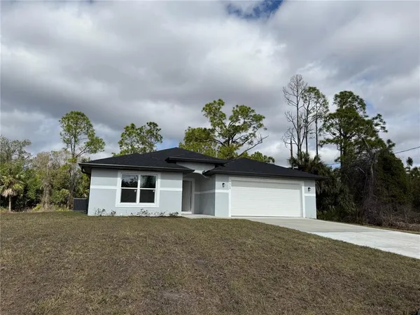 $1,950 | 1609 Glenan Road, North Port, FL 34288