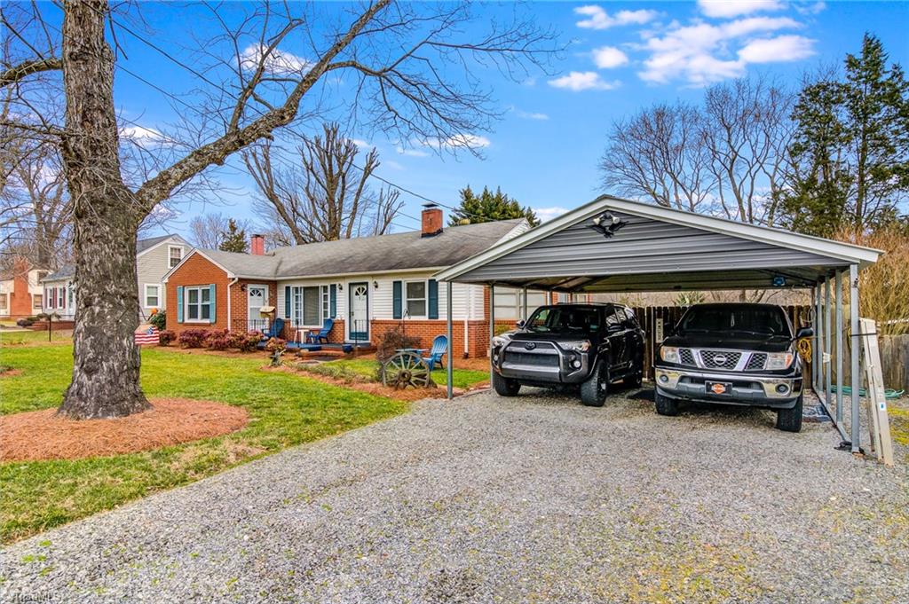 7608 Summerfield Road Summerfield, NC 27358 - Photo 2 of 31 Gallery Image 2