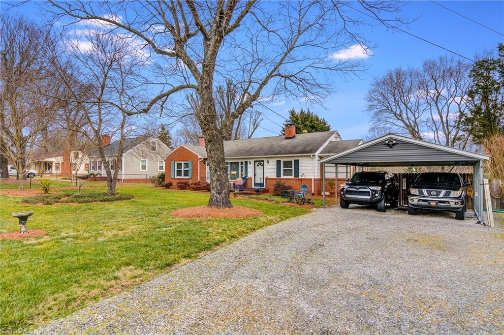7608 Summerfield Road Summerfield, NC 27358 - Photo 3 of 31 Gallery Image 3