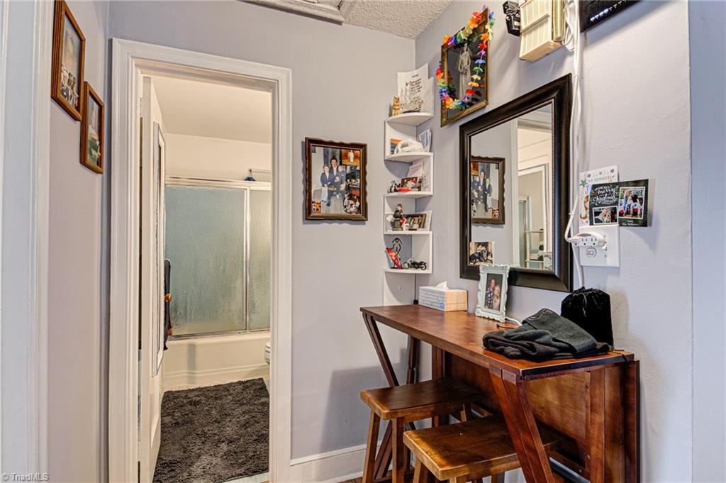 7608 Summerfield Road Summerfield, NC 27358 - Photo 23 of 31 Gallery Image 23