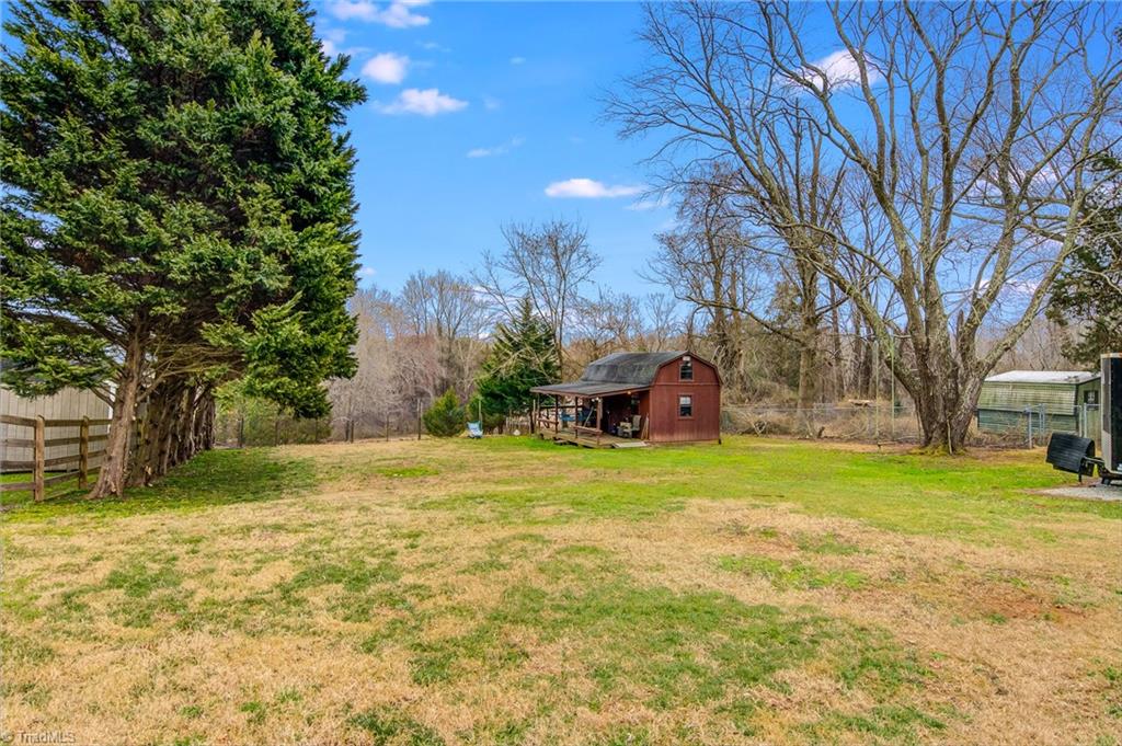 7608 Summerfield Road Summerfield, NC 27358 - Photo 30 of 31 Gallery Image 30