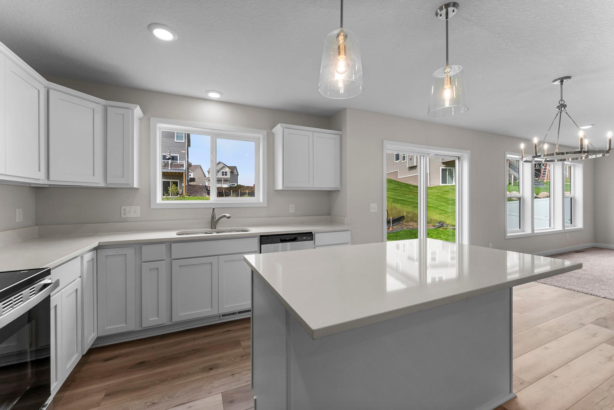 7451 Agate Trail Inver Grove Heights, MN 55077 - Photo 25 of 57