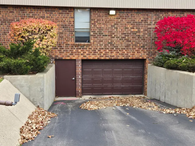 $129,900 | 8102 West Oklahoma Avenue, Unit 20, West Allis, WI 53219