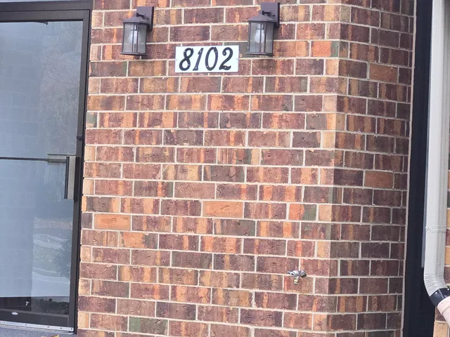 $129,900 | 8102 West Oklahoma Avenue, Unit 20, West Allis, WI 53219