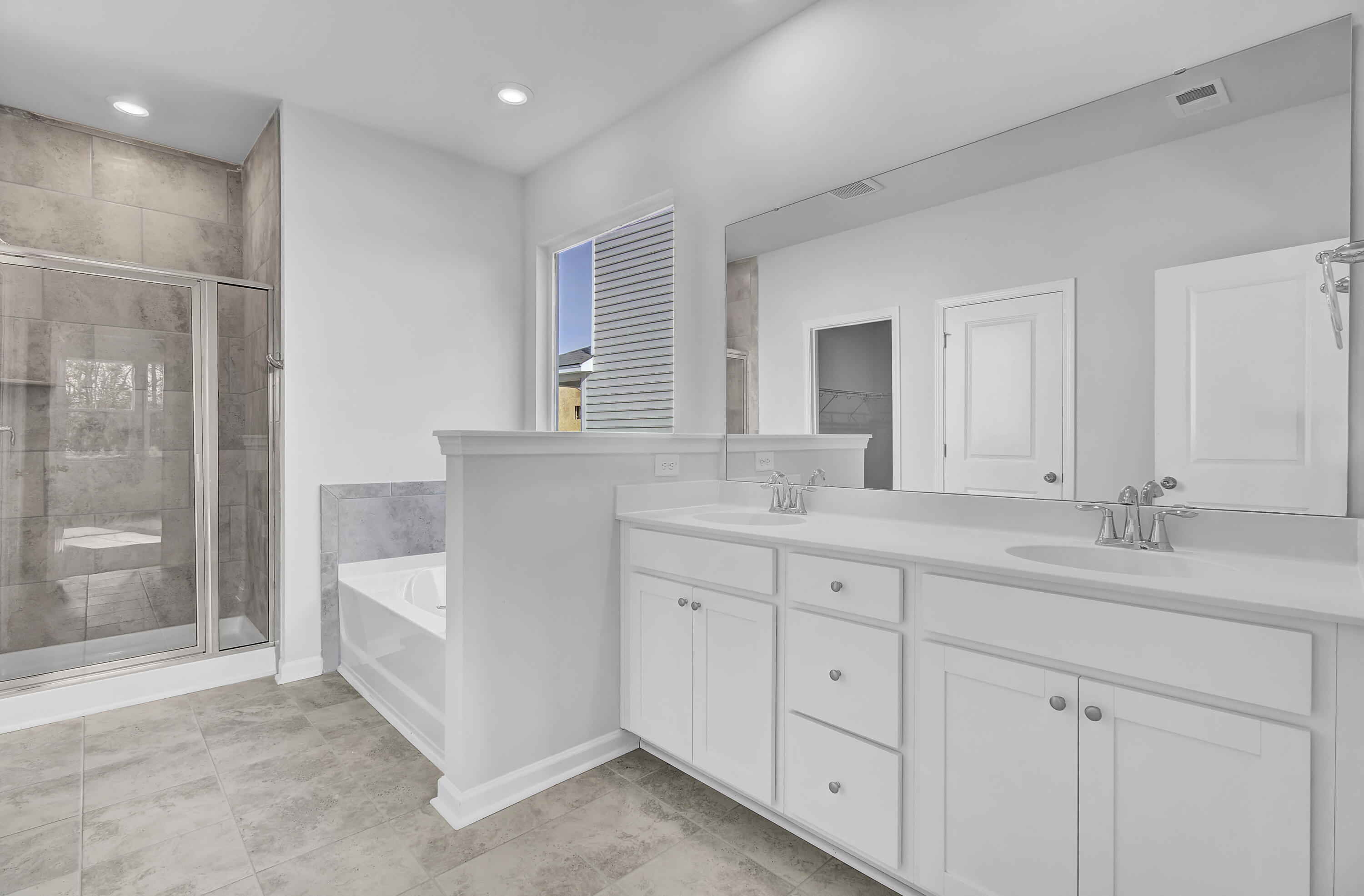 216 Squire Pope Road Summerville, SC 29486 - Photo 9 of 18 Owners Bath