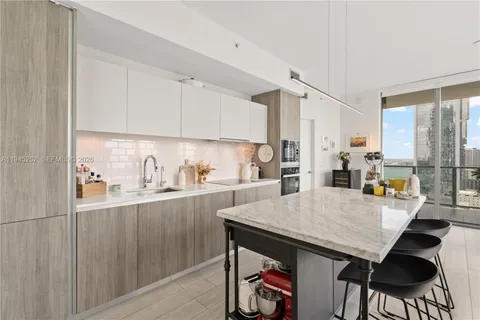 $760,000 | 2900 Northeast 7th Avenue, Unit 2309, Miami, FL 33137