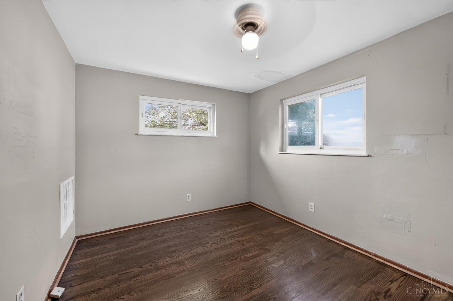 6633 Daly Road Cincinnati, OH 45224 - Photo 16 of 28