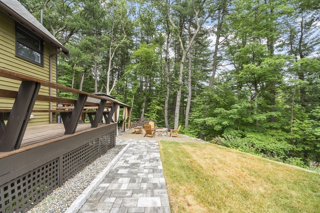 68 Murphy Road Hudson, MA 01749 - Photo 37 of 42