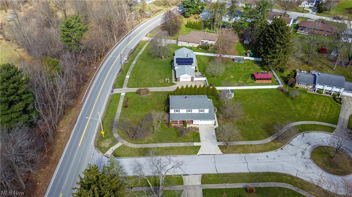 38892 Johnnycake Ridge Road Willoughby, OH 44094 - Photo 2 of 46 Gallery Image 2