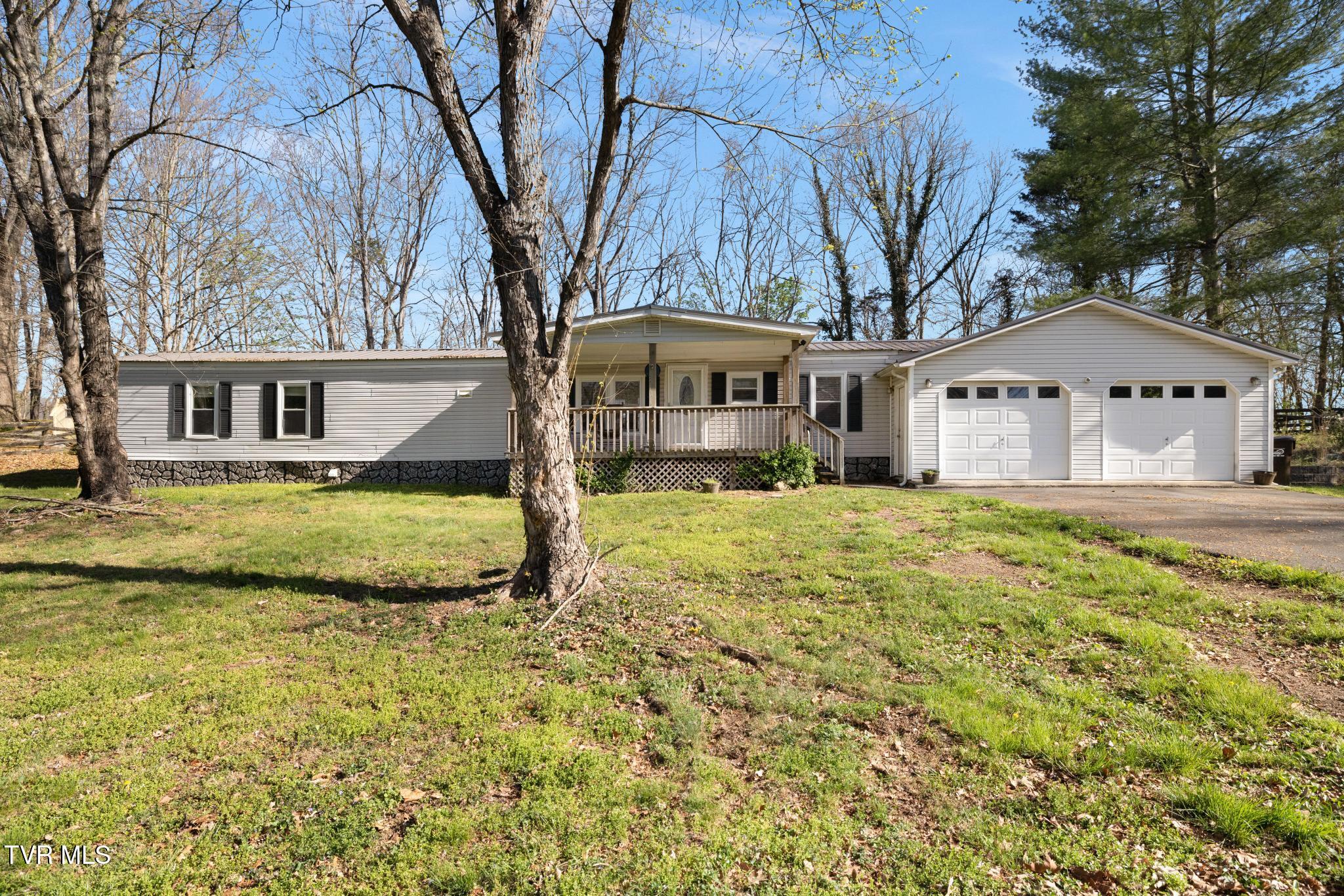 717 White Top Road Bluff City, TN 37618 - Photo 1 of 30 717 White Top Rd
