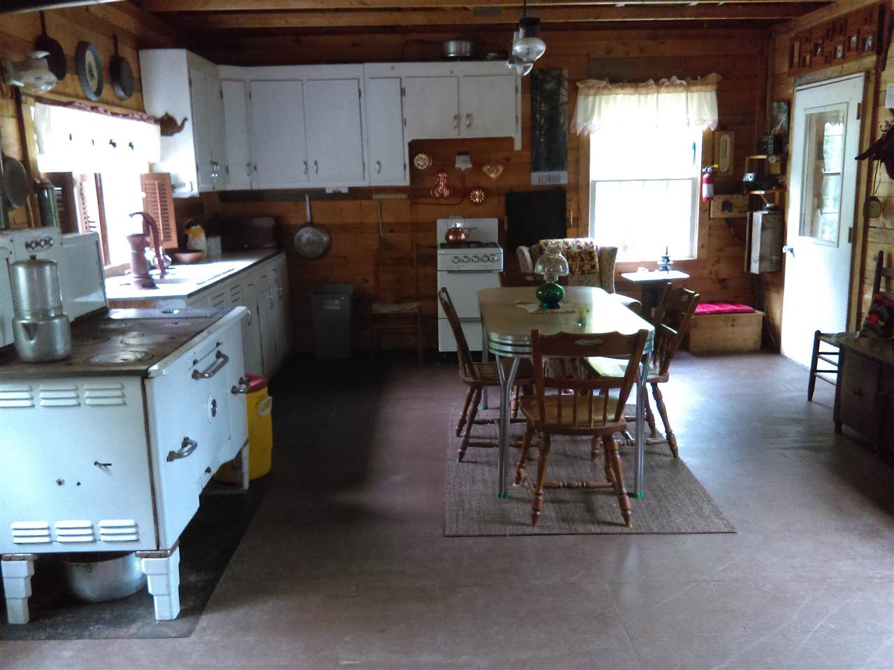 90 Town Line Road Stratford, NH 03590 - Photo 8 of 16