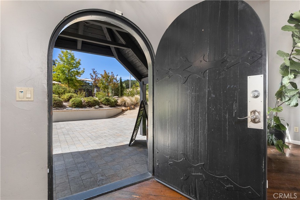 2720 Oak View Road Templeton, CA 93465 - Photo 25 of 75 Distinctive Arched Entry Door