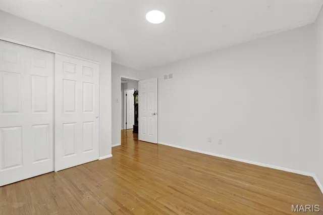 $449,000 | 39 White Plains Drive, Chesterfield, MO 63017