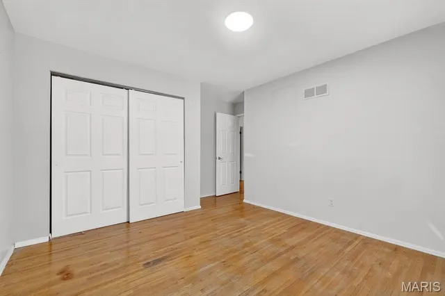 $449,000 | 39 White Plains Drive, Chesterfield, MO 63017