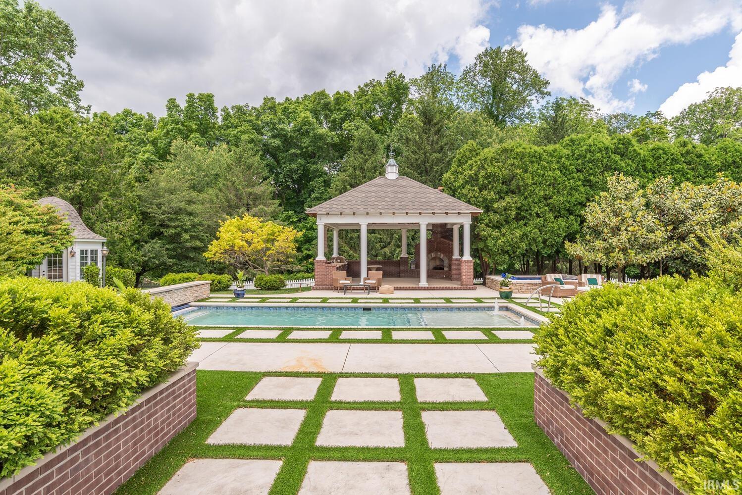 2552 South Smith Road Bloomington, IN 47401 - Photo 29 of 34 Gallery Image 29