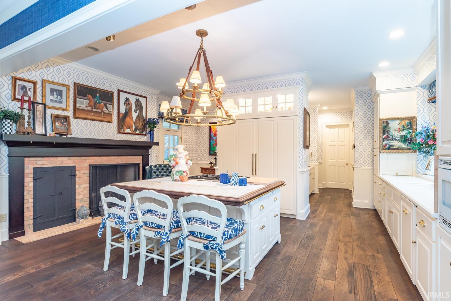 2552 South Smith Road Bloomington, IN 47401 - Photo 5 of 34 Gallery Image 5