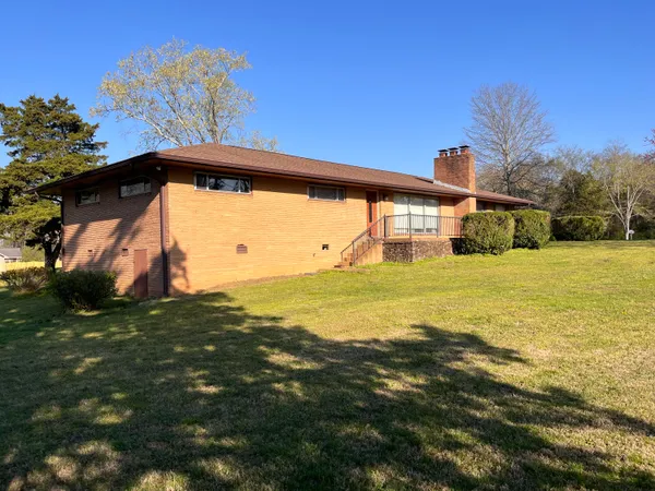 $2,700 | 7105 Mountain View Road, Ooltewah, TN 37363